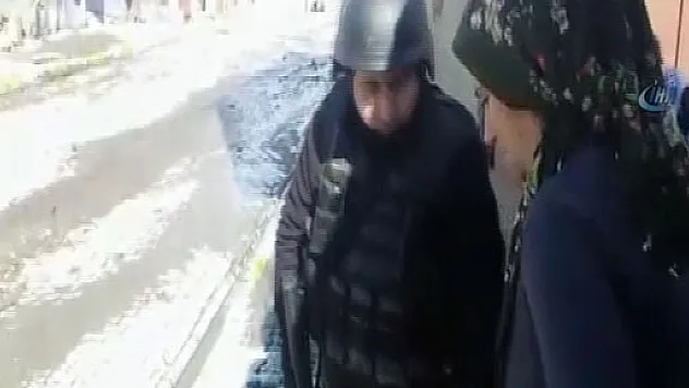 Silopi'de 85 yaşındaki hastayı asker tahliye etti