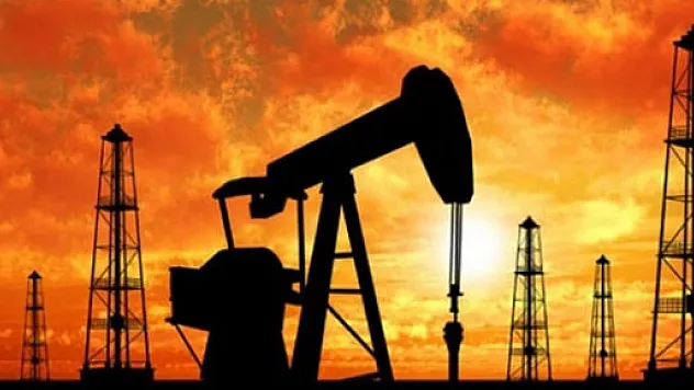 Brent petrol 12 yılın en düşüğünde