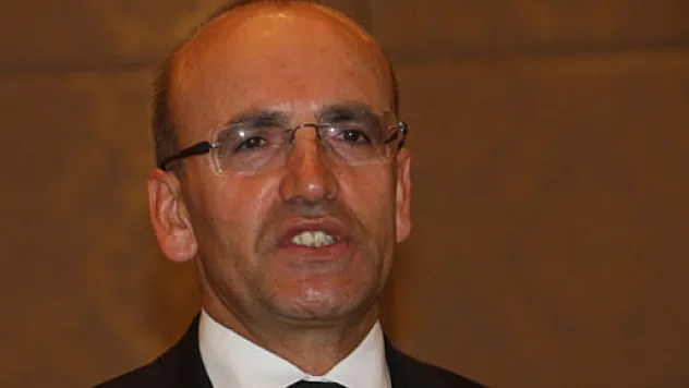 Şimşek: '2016 yılındaki büyüme yüzde 4,5 olur'