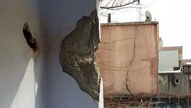 Şırnak'ta polis aracına roketatarlı saldırı