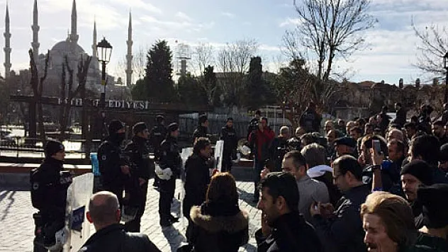 İstanbul Valiliği: 10 kişi öldü 15 kişi yaralı