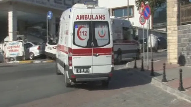 Patlamada ölenlerin cenazesi Adli Tıp Kurumuna getirildi