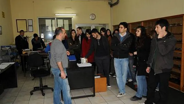 Geleceğin mühendisleri silah fabrikasını gezdi