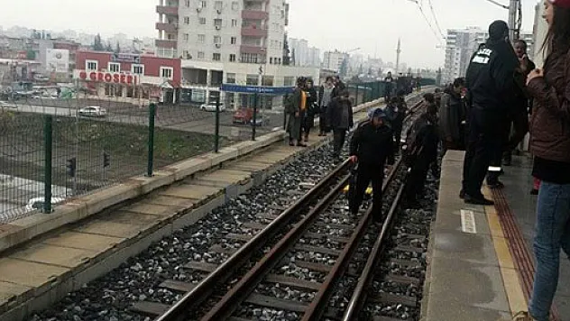 Metro bozuldu, raylar İstiklal Caddesi'ne döndü