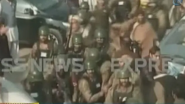 Pakistan'da üniversiteye saldırı:En az 20 ölü