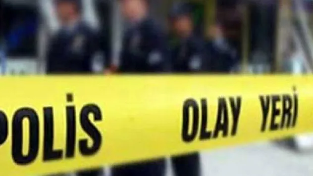 Ölen kardeşinin başında bir hafta bekledikten sonra öldü