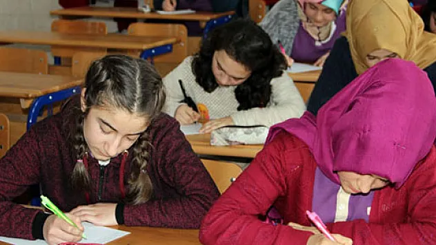 Öğrencilerden polis ve askerlere duygulandıran mektup