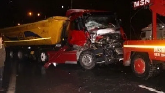 TEM'de 11 araçlı zincirleme kaza: 4 yaralı