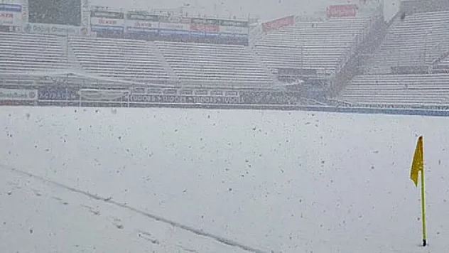 Hüseyin Avni Aker'de kar kalınlığı artıyor