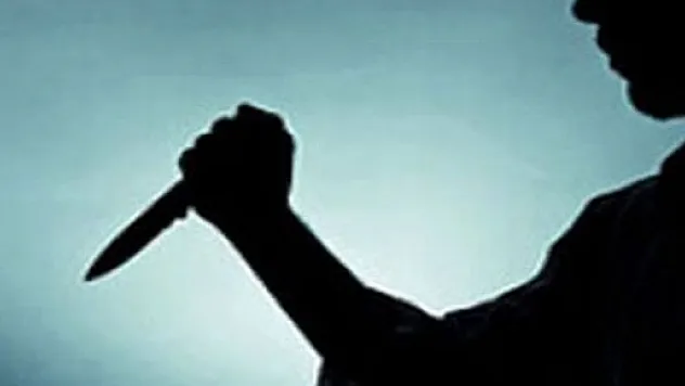 Anne ve babasını döven ağabeyini öldürdü