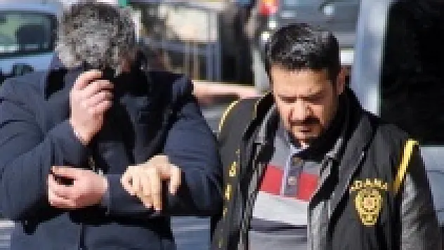 Eşine fuhuş yaptırırken yakalandı, 'eğlence amaçlı' dedi