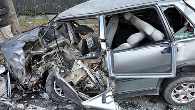 3 yıllık evli çifti kaza ayırdı