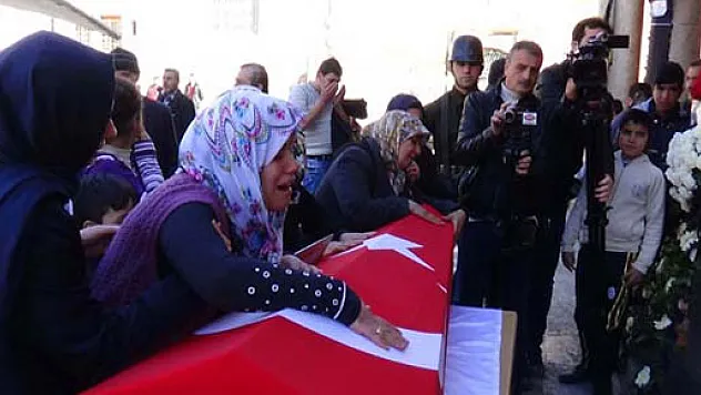 Jandarma er Karaca, terhis olacağı gün defnedildi