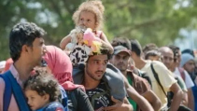 Mültecilerin Almanya'ya maliyeti 50 milyar Euro'yu bulacak