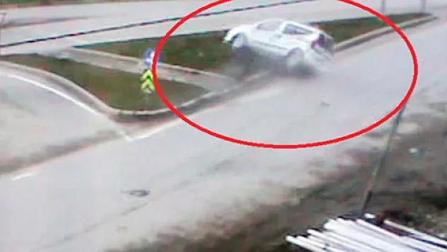 Defalarca takla attı!