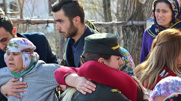 Sur'da yaralanan asker şehit oldu