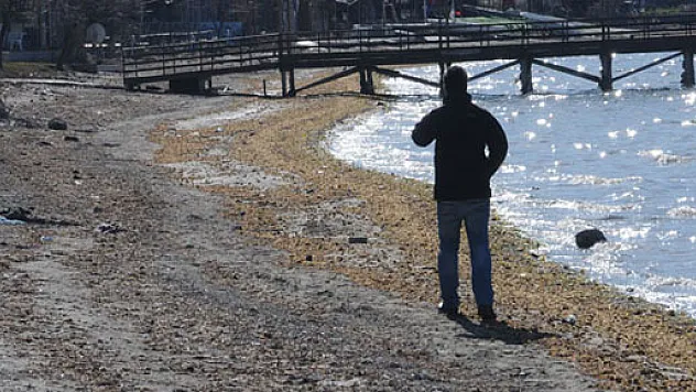 Çanakkale'de deniz çekildi