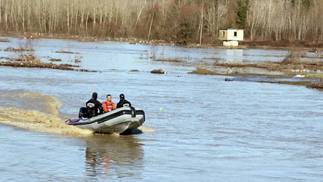 Kayıp avcıya 15 gündür ulaşılamadı