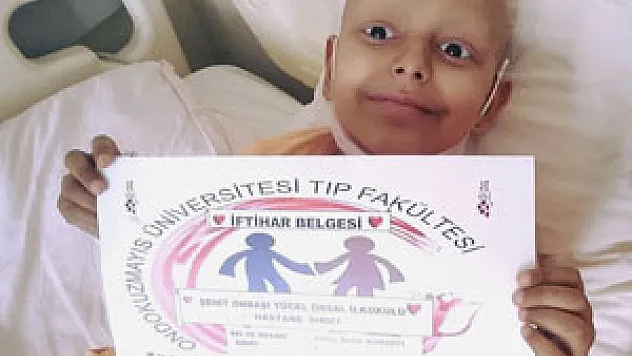 ÜNLÜ SANATÇIDAN ÖRNEK DAVRANIŞ 