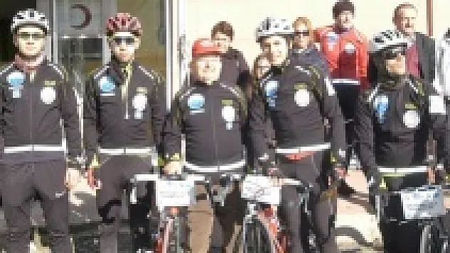 85 yaşındaki dede Çanakkale'ye bisikletle gidiyor