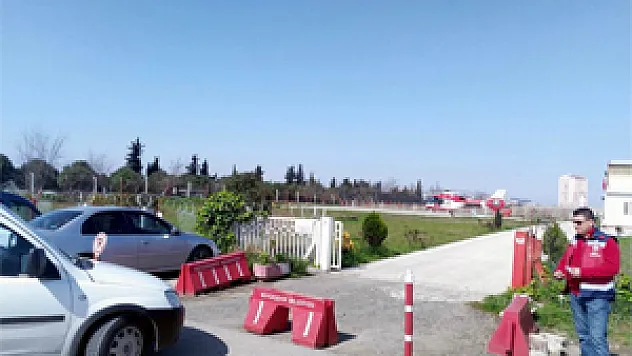 Heliporta Ambulans Girişine Araç Parkı Engeli