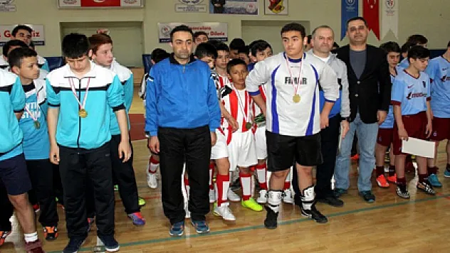 FUTSAL YARI FİNAL MÜSABAKALARI SONA ERDİ