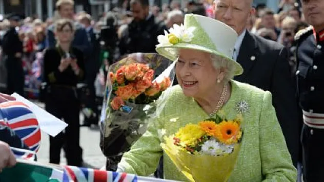 Kraliçe Elizabeth 90 yaşında