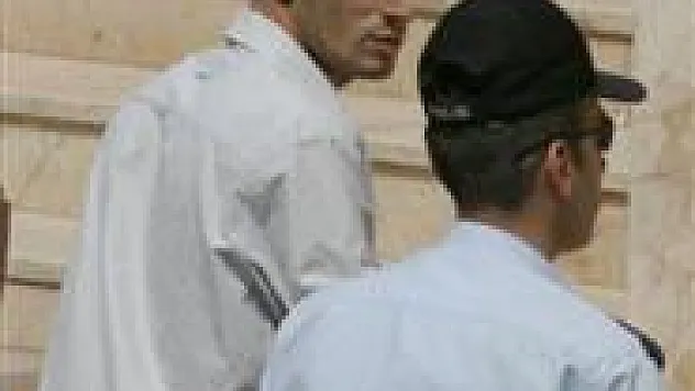 Dayısını yaralayan gence 8 yıl hapis