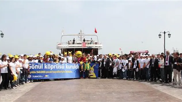 Gönül Köprüsü öğrencileri Karadeniz'e açıldı