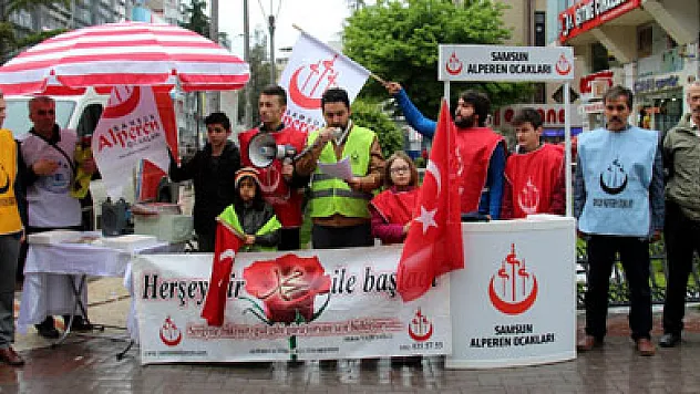 Alperenlerden Kutlu Doğum Etkinliği