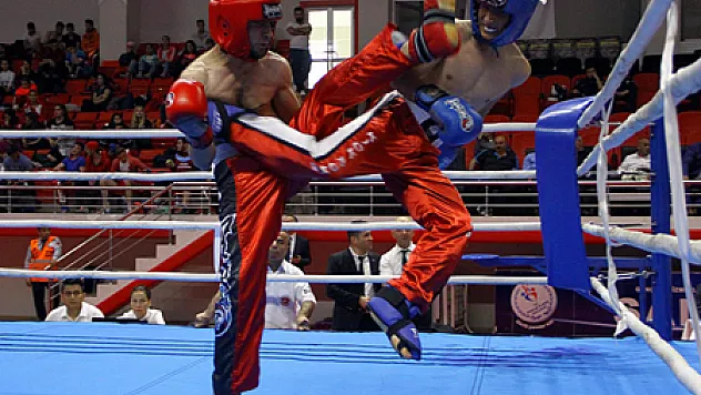Türkiye Kick Boks Şampiyonası Başladı 