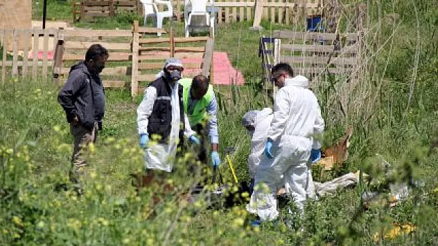 SAMSUN'DA BIÇAKLANIP YAKILAN CESET BULUNDU