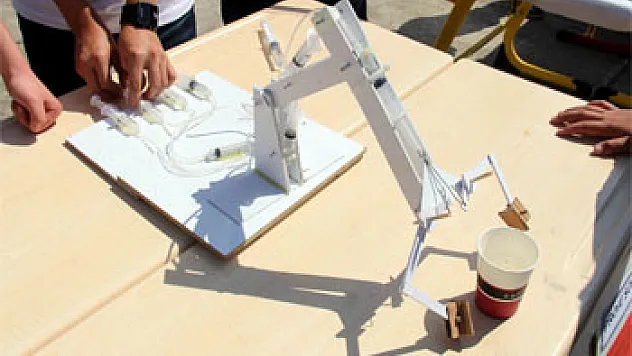 HASKÖY CUMHURİYET ORTAOKULU 4006 BİLİM FUARI