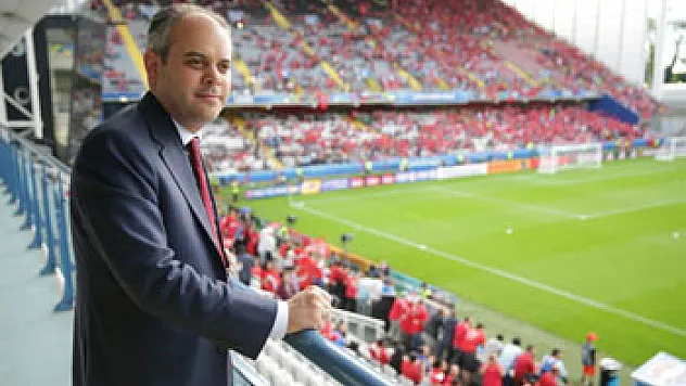 BAKAN KILIÇ: MİLLİ TAKIMA İNANIYOR VE GÜVENİYORUZ