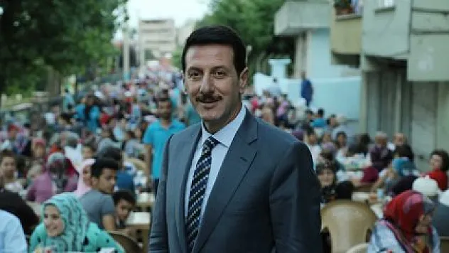  1.5 KİLOMETRELİK İFTARDA BİNLER BULUŞTU