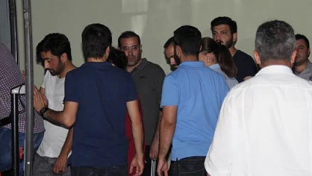 Samsun'da gözaltındaki 36 hakim ve savcı adliyeye sevk edildic