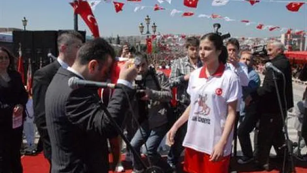 Sevgi Bayrağı Samsun'dan yola çıktı