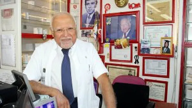 İş yeri binası yıkılınca 46 yıllık mesleğini bıraktı