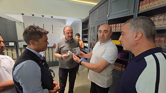 5 ton lavanta hasat edildi