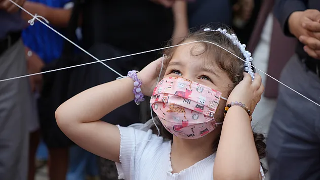 5 yaşındaki minik Berra, 2,5 yıldır verdiği lösemi savaşını doğum gününde yendi