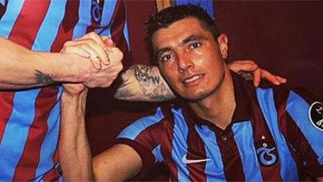 Oscar Cardozo Olympiacos yolunda