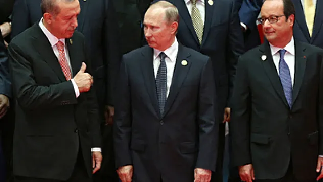 Erdoğan aile fotoğrafında Putin'le yan yana yer aldı