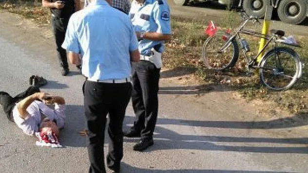 Bisikletten düşen kişi yaralandı
