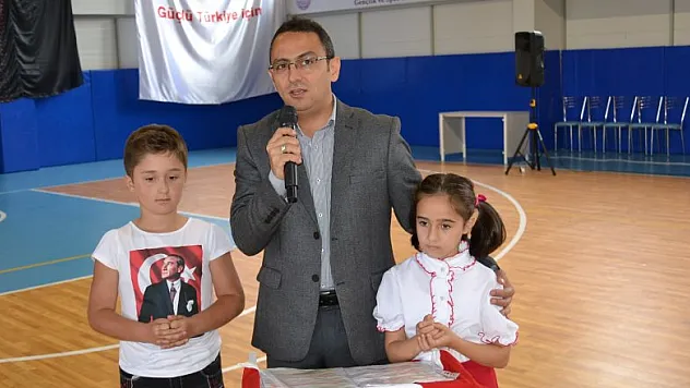 Alaçam'da İlköğretim Haftası kutlaması