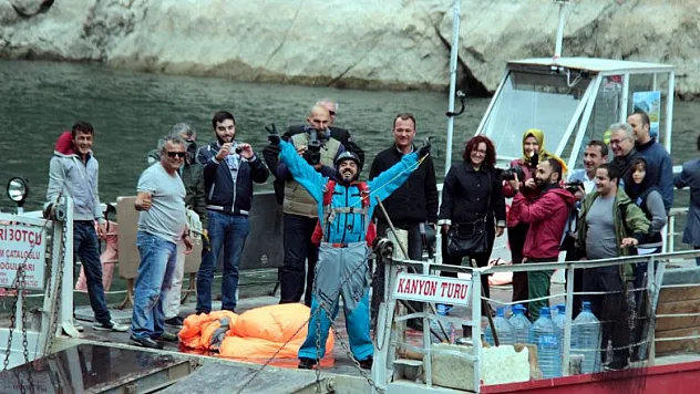 Türkiye'nin en yüksek uçurum atlayış rekoru kırıldı