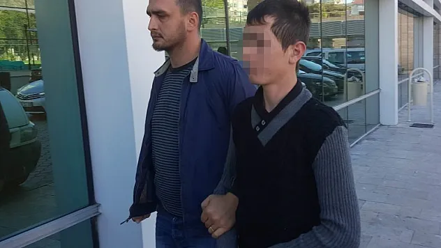 Uyuşturucu ticaretinden yakalandı