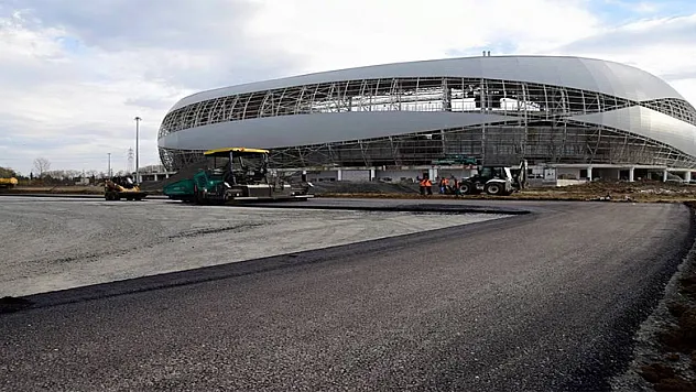 Yeni stadyumun yolu yapılıyor