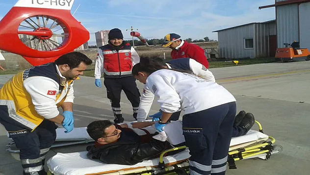 Kalp krizi geçiren vatandaşın yardımına ambulans helikopter yetişti