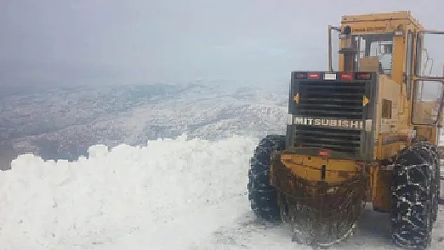 Çorum'da 101 köy yolu ulaşıma kapandı