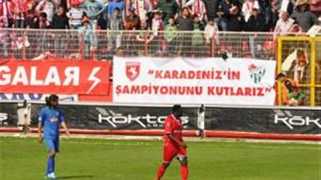 Bursaspor'dan anlamlı pankart